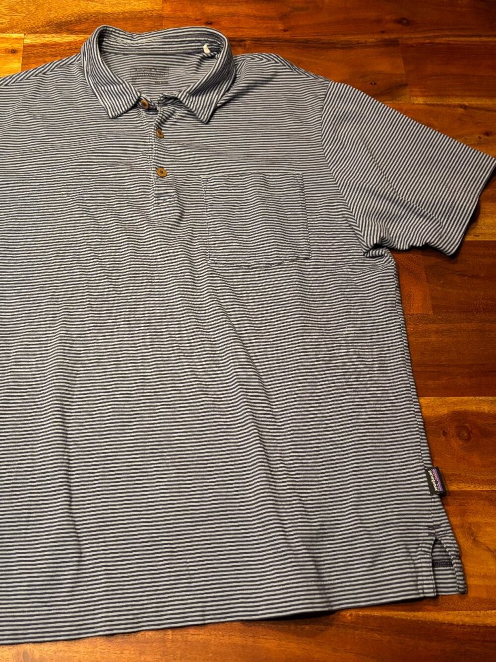 Patagonia Organic Cotton Gray Striped Short-Sleeved Polo Shirt - Size Medium